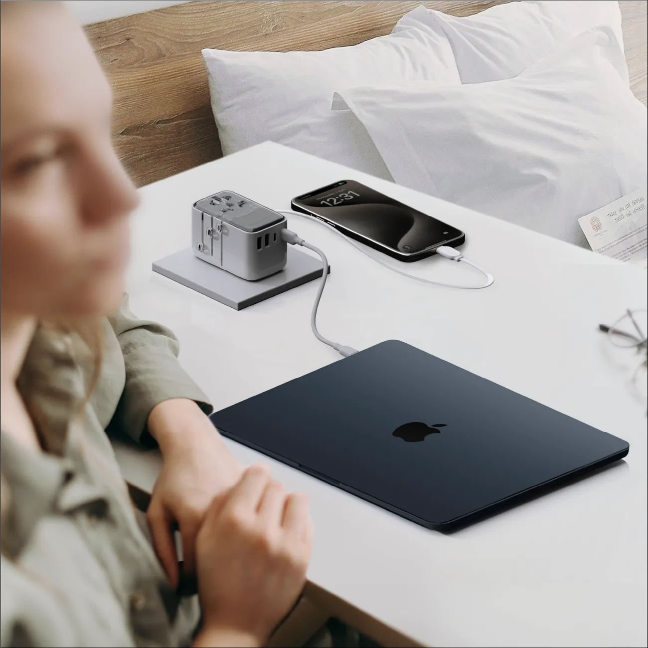 1-World  Flow 4-Port Travel Charger With Built-In USB-C Cable 35W