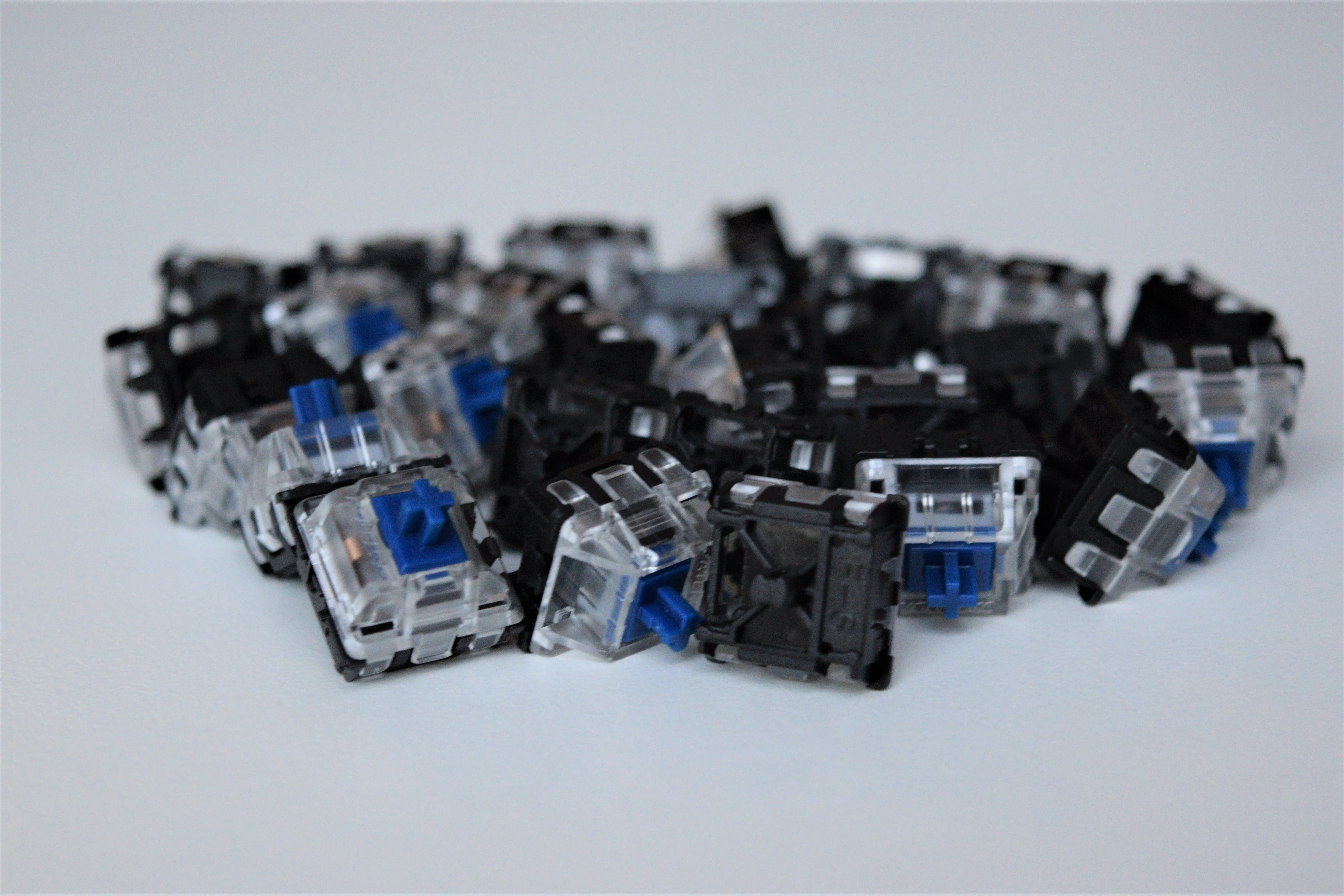 Gateron Optical Blue Switches