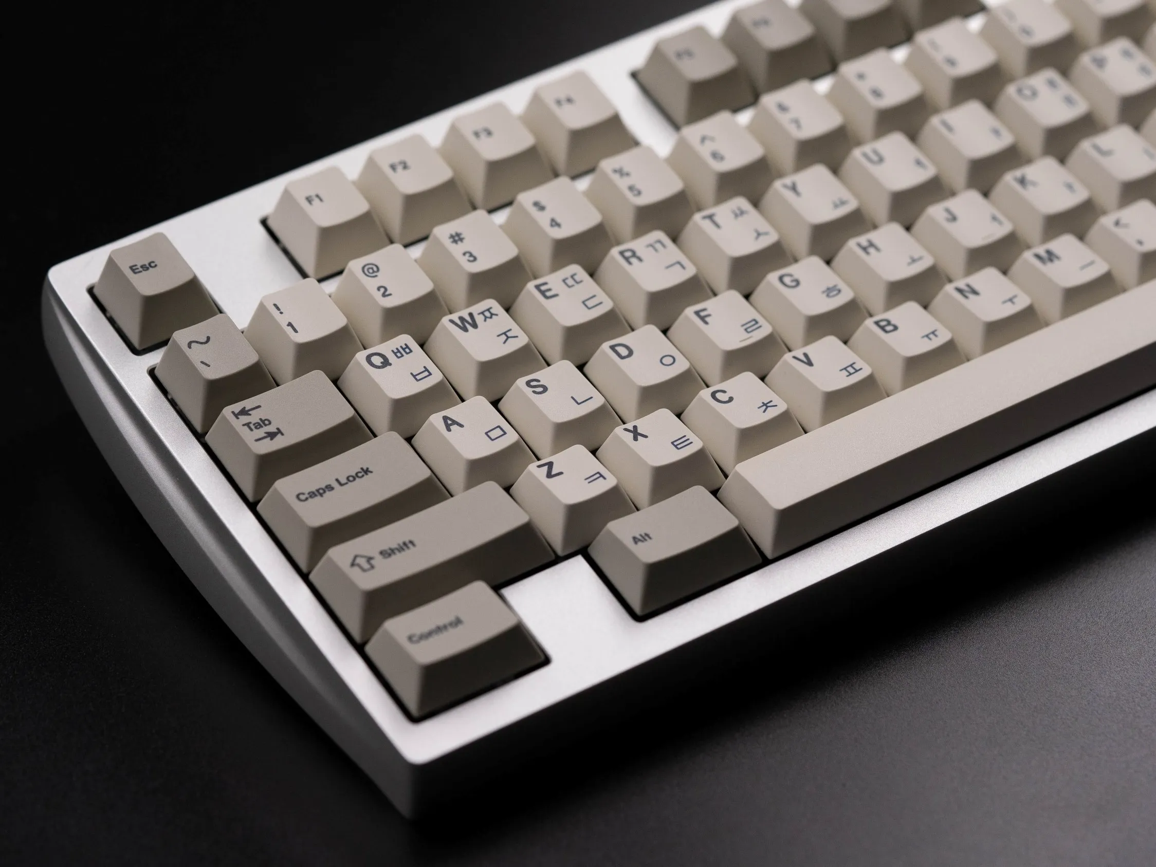 NicePBT Korean Sublegend Classic Beige