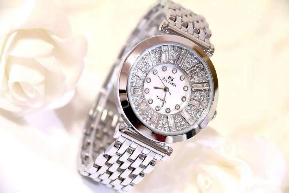 Spectacle Deluxe Austrian Crystal Stainless Steel Luxury Ladies Watch in Two Colors for Woman