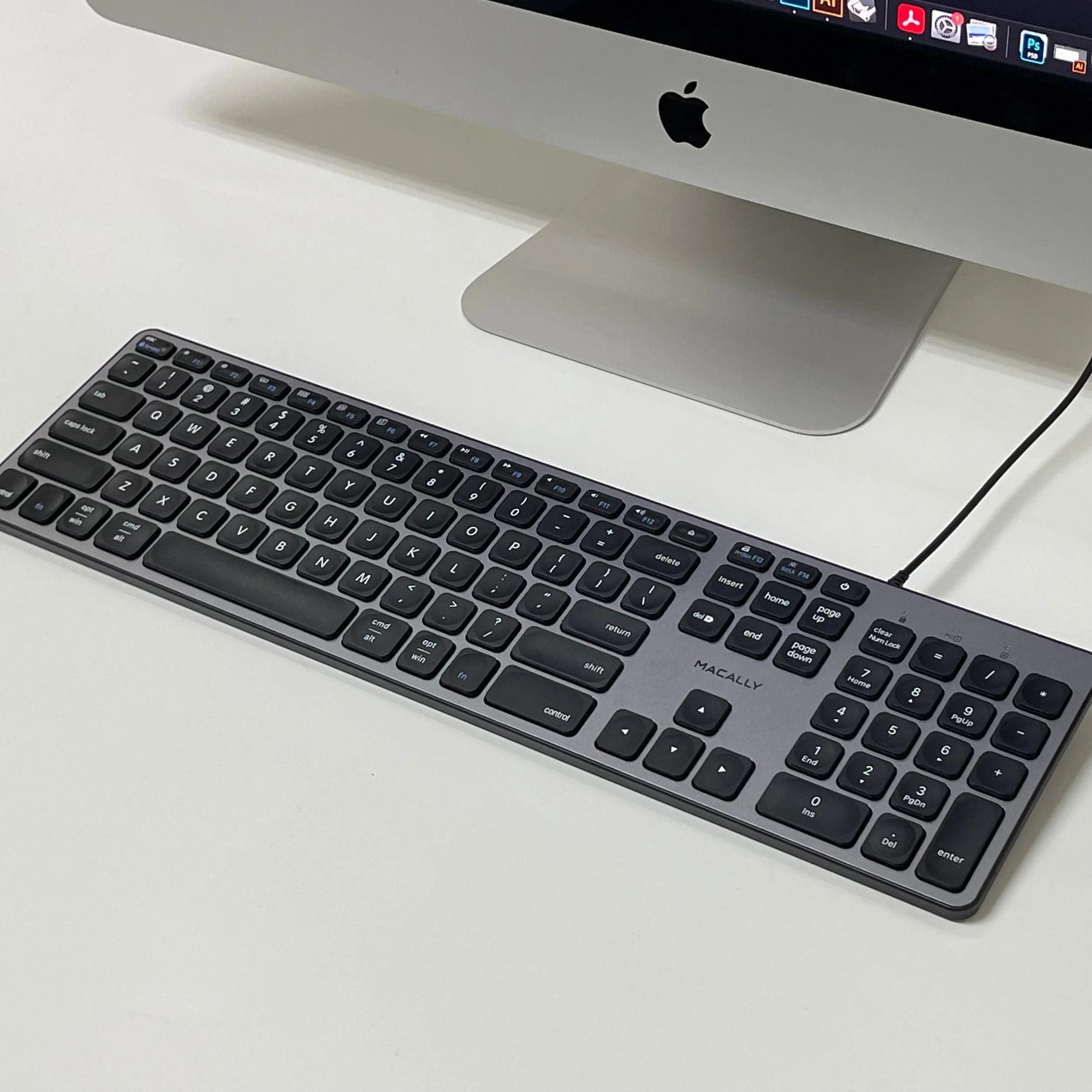 USB C Keyboard with USB Hub Ports For Mac