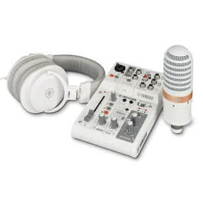 Yamaha AG03MK2W-PACK Live Streaming Pack in White